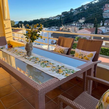 Villa House With Seaview Segur de Calafell Exterior foto